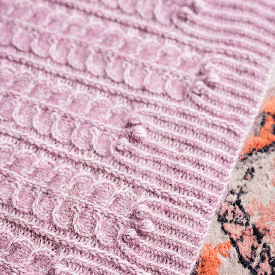 Muse Shawl - Scialle triangolare strutturato
9