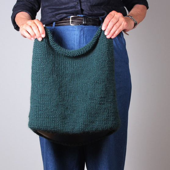 Borsa in feltro con base solida
4