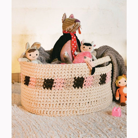 Nova Vita 12 - 22 home decor projects - DMC
4