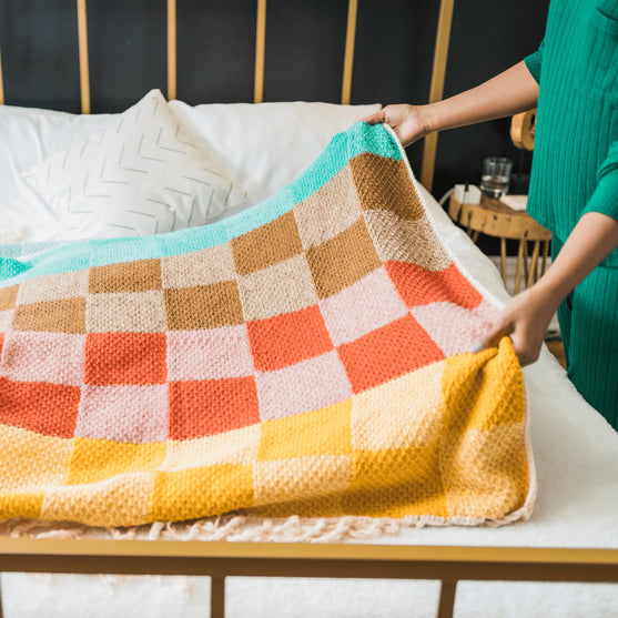 Checked Out - Coperta
7