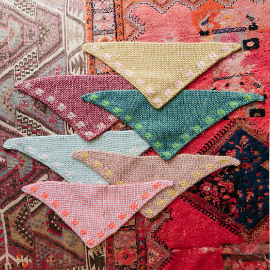 Pressed Flowers Kerchief - Bandana a mosaico
2