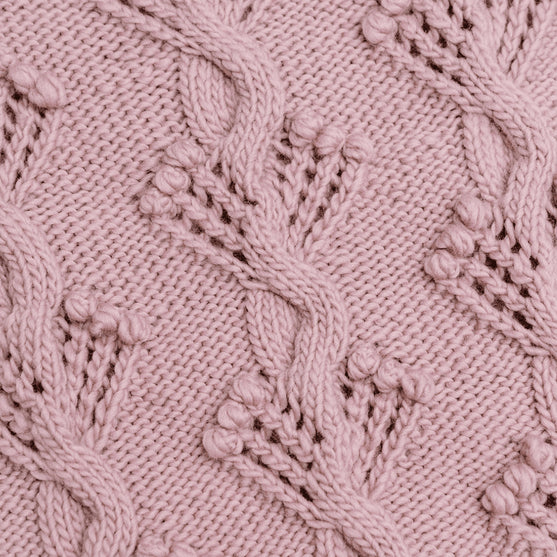 Apotheosis - Maglione con trecce e punto nocciolina
8