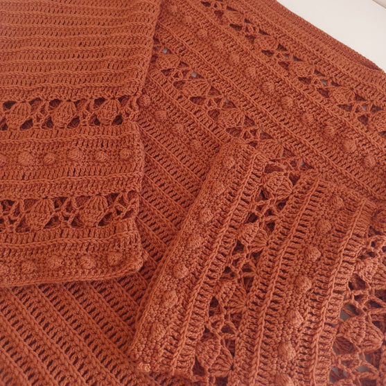 Nahia - Maglione
5