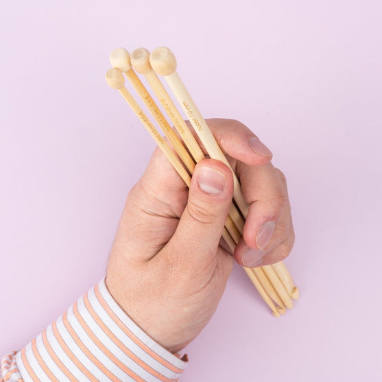 Set di uncinetti tunisini in bamboo - 25 cm - Hobbii
4