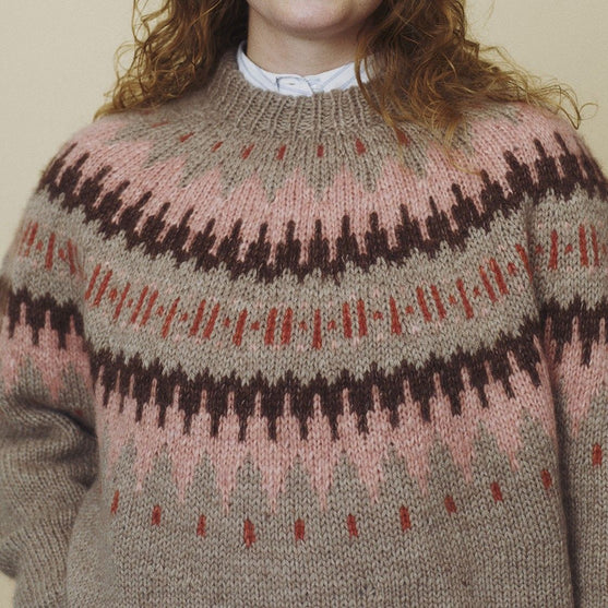 Dorthea - Maglione Yoke
7