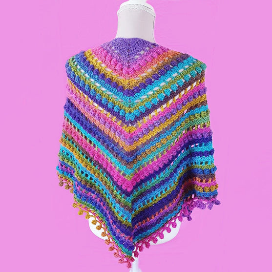 Scialle Pompom
2