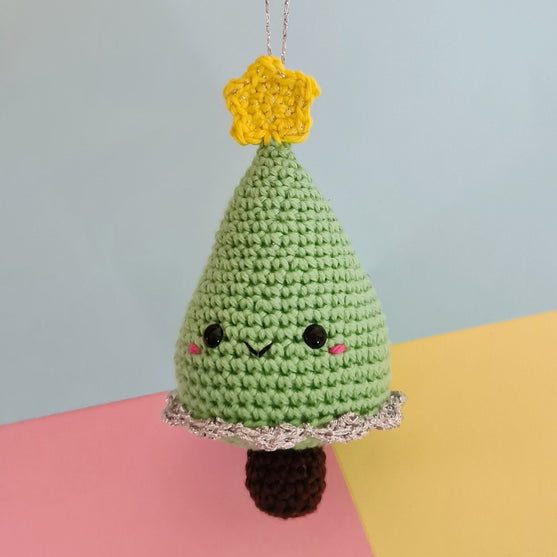 Ornamento - Kawaii Christmas Tree
2