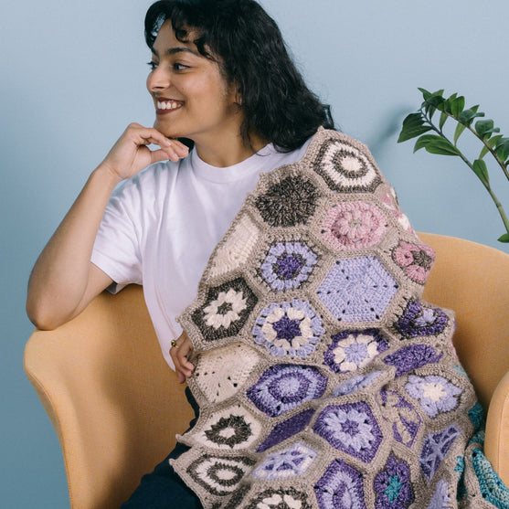 Aura - Lapghan con motive decorato - #FrostandBloomCAL
12
