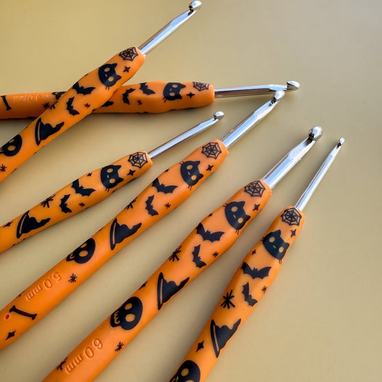 Set di uncinetti Easy Touch - Halloween - Hobbii
3