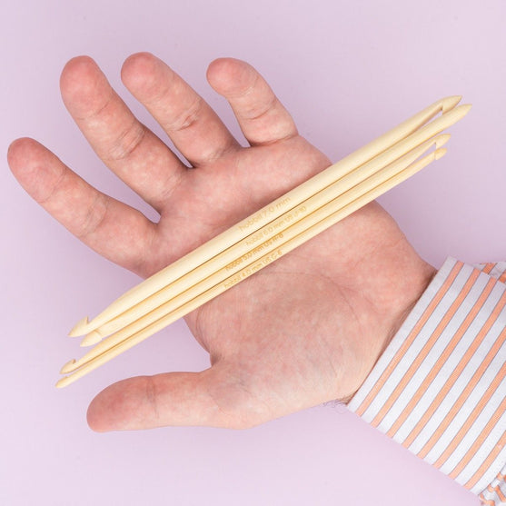 Set di uncinetti tunisini doppi in Bamboo - 20 cm - Hobbii
4