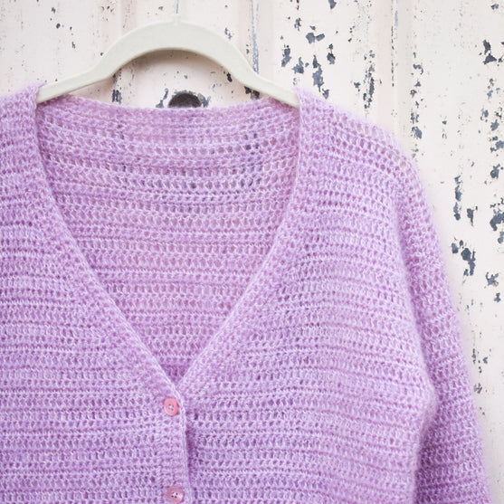 Essence - Cardigan a V
3