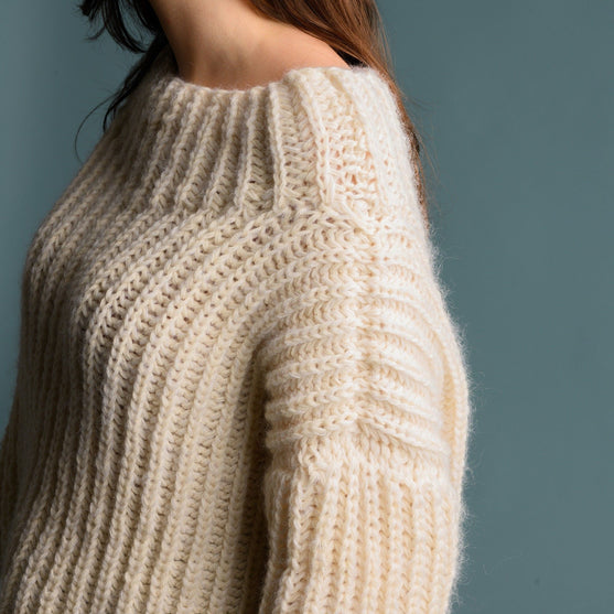 Naomi - Maglione
7