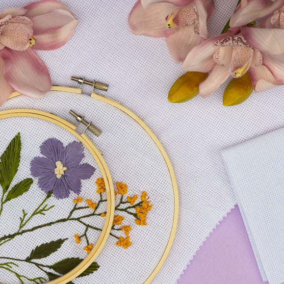 Telaio da ricamo con tessuto - Hobbii
2