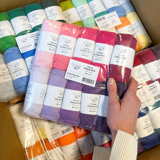Friends Cotton 8/4 Color Pack - Friends
2
