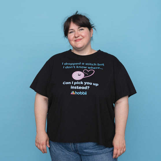 Dropped A Stitch T-shirt - Yarniis (Edizione limitata) - Hobbii
4