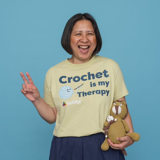 Therapy T-shirt - Yarniis (Edizione limitata) - Hobbii
4