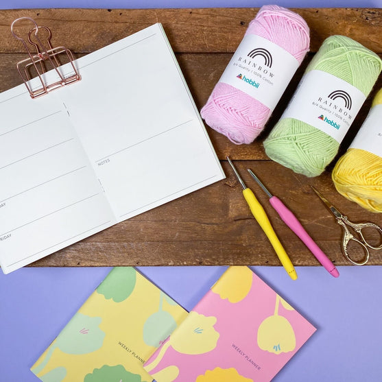 Weekly Planner Book - Fiori - Hobbii
4