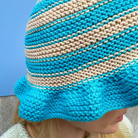 Sopka - Cappello alla pescatora con volant
5