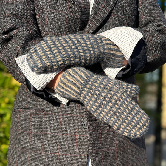 River Stone - Muffole
6