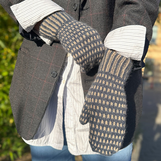 River Stone - Muffole
9