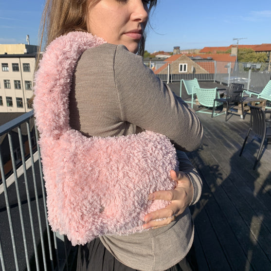 Phoebe - Borsa
2