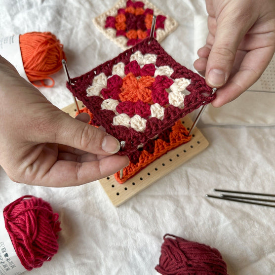 Tavola di bloccaggio in legno - Piccola - Hobbii
5