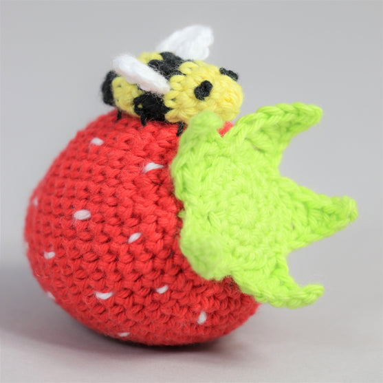 Fragola con ape
3