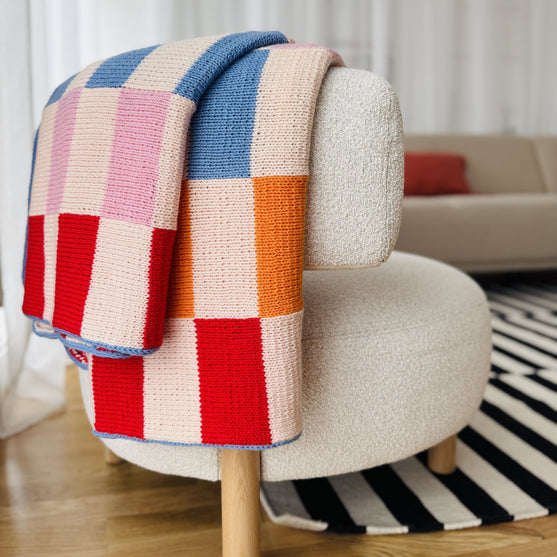 Hilma - Coperta
4