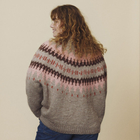 Dorthea - Maglione Yoke
6