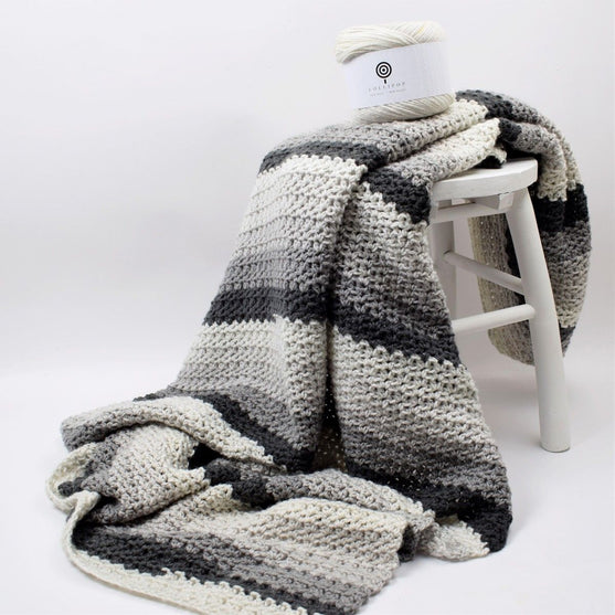 Coperta - Warm stripes
9