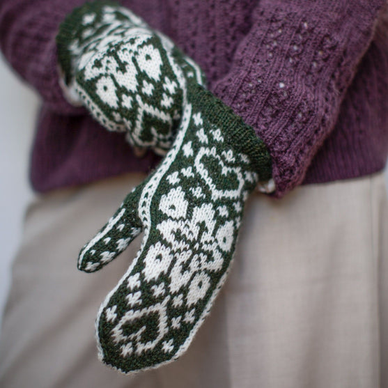 Powder Flower - Muffole
3