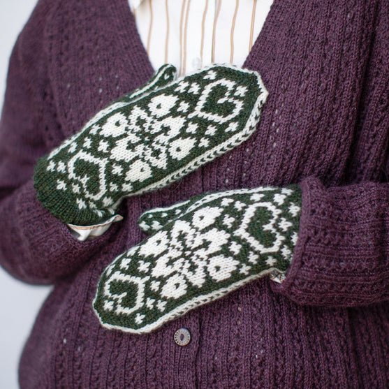 Powder Flower - Muffole
4