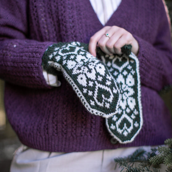 Powder Flower - Muffole
5