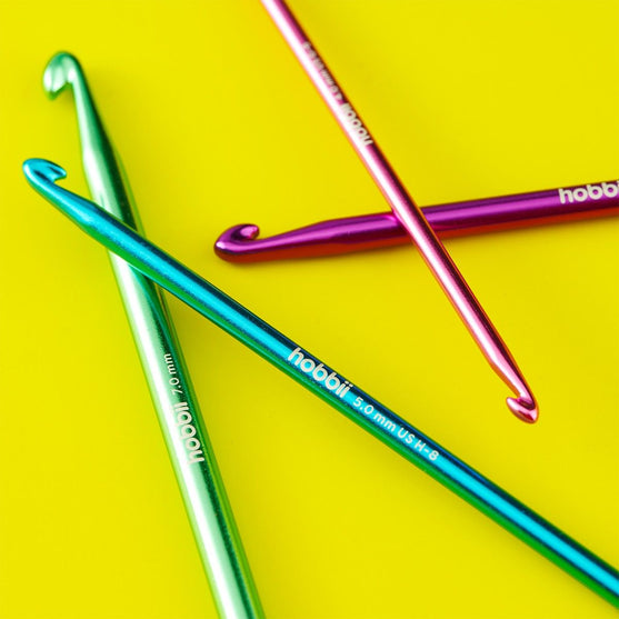 Uncinetto tunisino doppio in alluminio - 14 cm - Hobbii
5