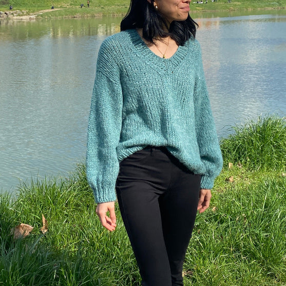 

Charlotte - Maglione scollo a V
2