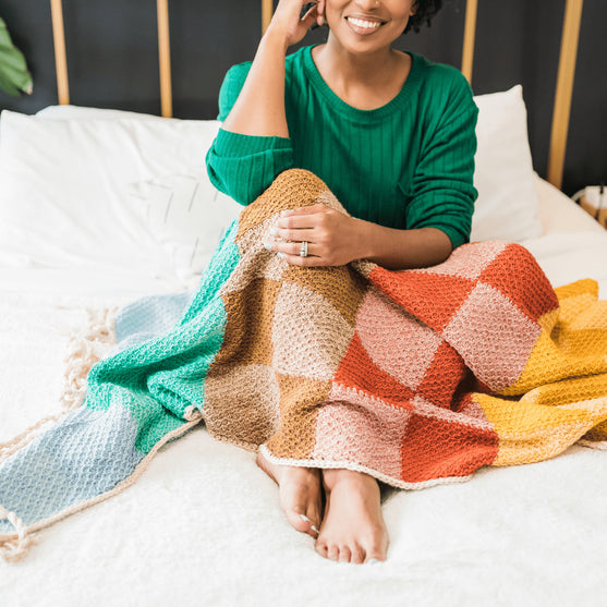 

Checked Out - Coperta
1