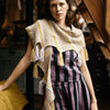 

Calendula Shawl - Scialle con bolle e frange
1