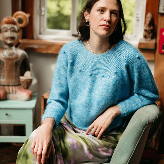 Adorned Pullover - Maglione con carré a legaccio