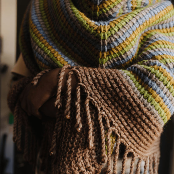 

Demeter - Scialle con Perline
6