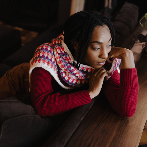 

OMG - Sciarpa con Cappuccio
7