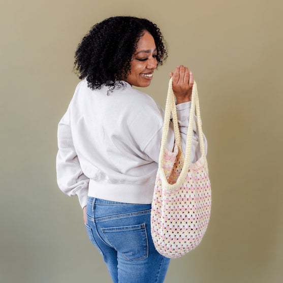 

Camellia - Borsa
1