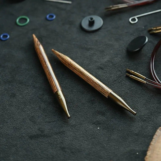 

Ginger Regal - Set di ferri circolari intercambiabili - Betulla - KnitPro
7