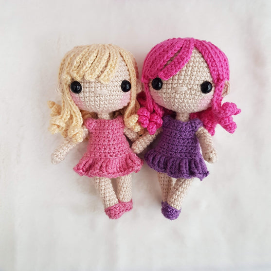 

Sorelle Ada e Kat
1