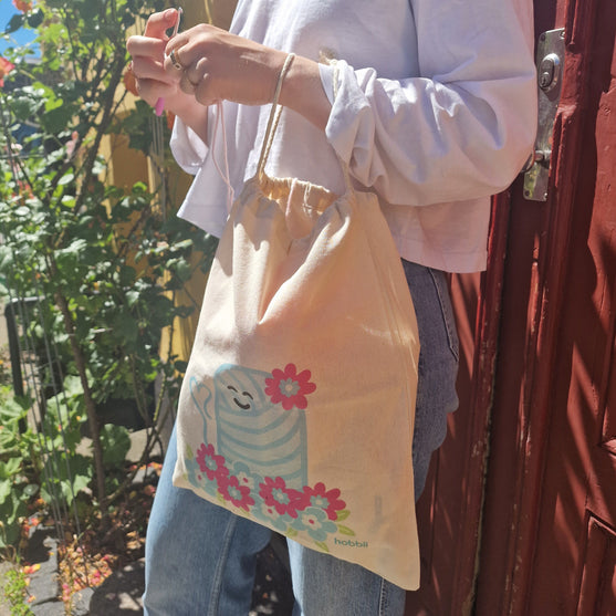 

Borsa con cordoncino - Yarniis - Hobbii
4