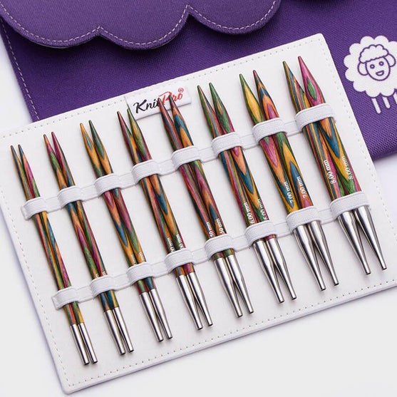 

Set di ferri circolari intercambiabili Symfonie Deluxe - KnitPro
2