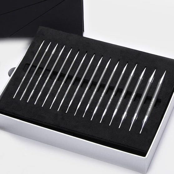 

Set di ferri circolari intercambiabili Karbonz - KnitPro
2