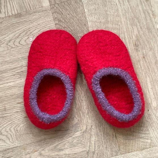 

Uldfutter - Pantofole infeltrite per bambino
3