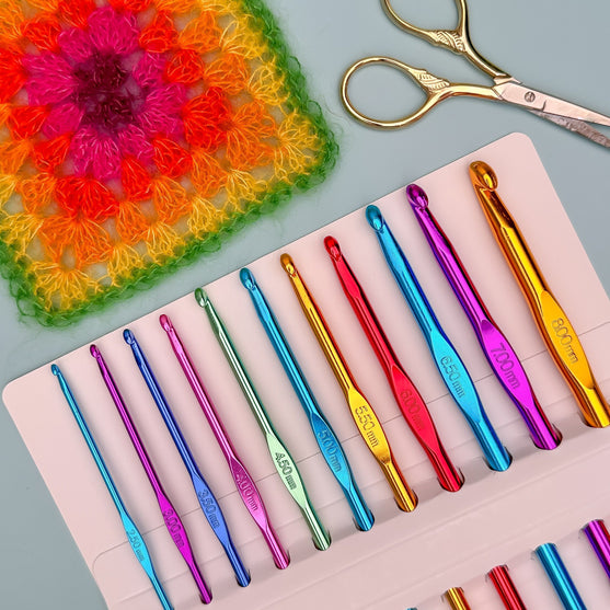 

Set di uncinetti in alluminio - 11 misure - Hobbii
2