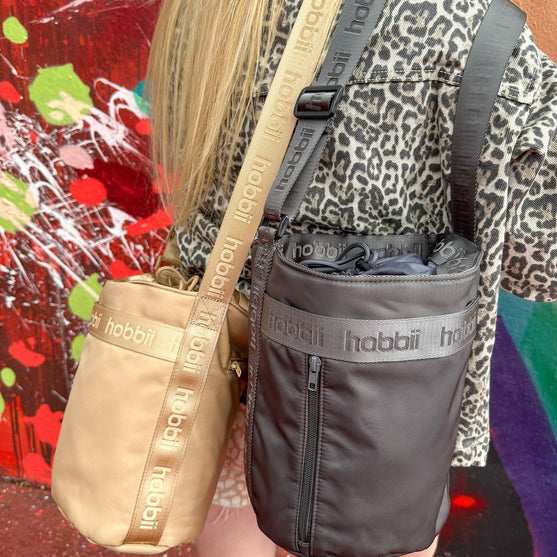 

Borsa a tracolla cilindrica - Hobbii
8