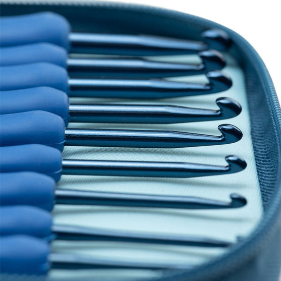 

Set di uncinetti Cosmo - 9 dimensioni - Indigo - Hobbii
7